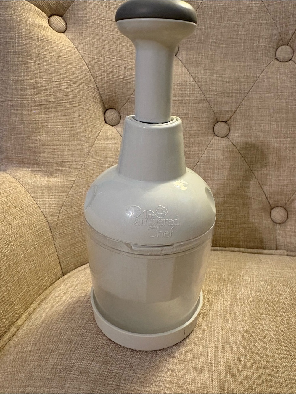 Pampered Chef Manual Food Chopper Processor Slicer - White Preowned